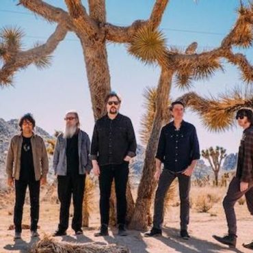 drive-by-truckers-announce-new-album,-share-video-for-title-track-“welcome-2-club-xiii”