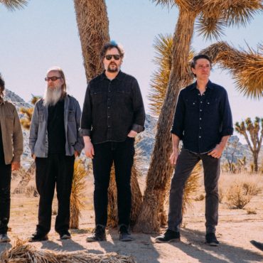 drive-by-truckers-announce-new-album-welcome-2-club-xiii,-share-video-for-new-song:-watch