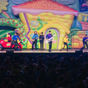 watch-tame-impala’s-kevin-parker-perform-“elephant”-and-“hot-potato”-with-the-wiggles