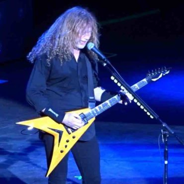 dave-mustaine-has-meltdown-at-megadeth-show