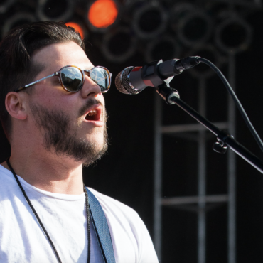 wavves-announce-king-of-the-beach-anniversary-tour