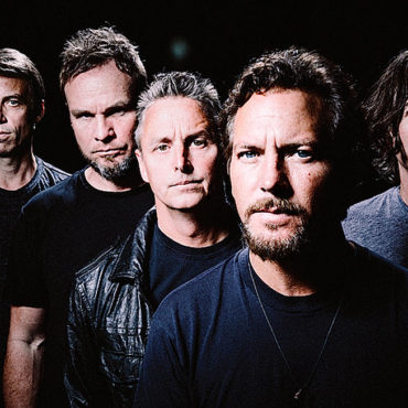 pearl-jam-member-wanted-to-add-new-singer