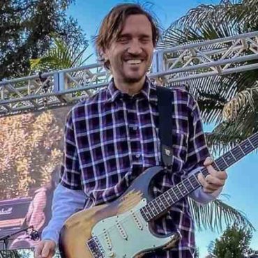 john-frusciante-reveals-truth-about-ex-red-hot-chili-peppers-guitarist