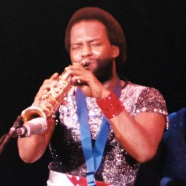 earth,-wind-&-fire-saxophonist-andrew-woolfolk-has-died