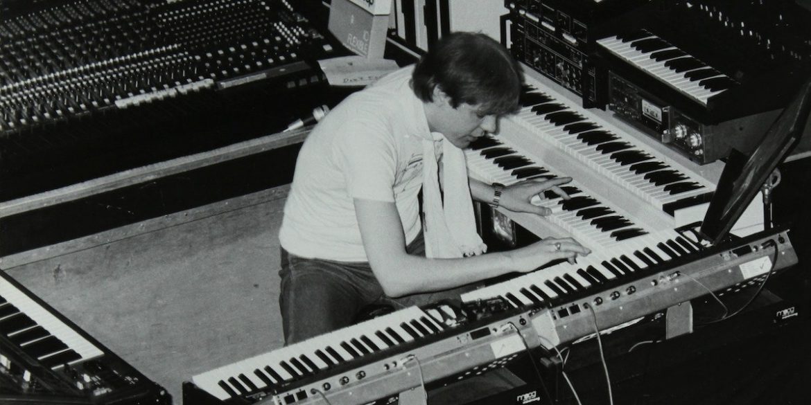 klaus-schulze,-trailblazing-electronic-composer,-dies-at-74