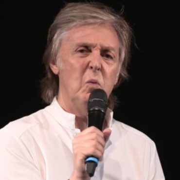 paul-mccartney-bans-beatles-song-from-concert