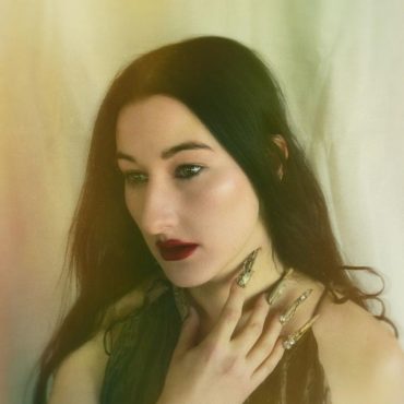 zola-jesus-shares-video-for-new-single-“the-fall”