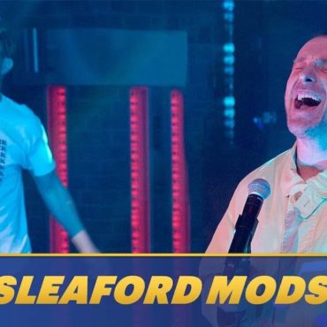 watch-sleaford-mods’-extremely-goofy-seth-meyers-performance