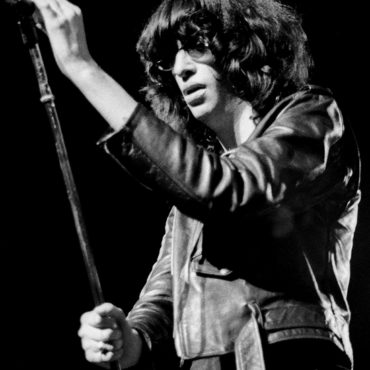 happy-birthday-joey-ramone-(ramones)