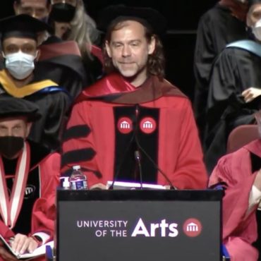 aaron-dessner-and-questlove-speak-at-university-of-the-arts-commencement,-receive-honorary-degrees