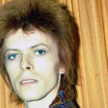 new-david-bowie-film-moonage-daydream-gets-first-trailer:-watch