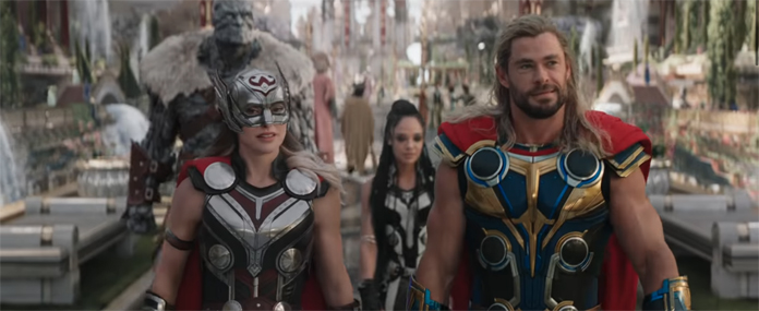 second-“thor:-love-and-thunder”-trailer-features-more-natalie-portman-as-the-mighty-thor