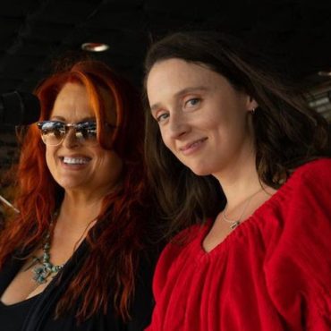 wynonna-and-waxahatchee-share-new-duet-“other-side”