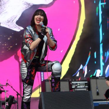 yeah-yeah-yeahs-announce-first-new-song-in-9-years