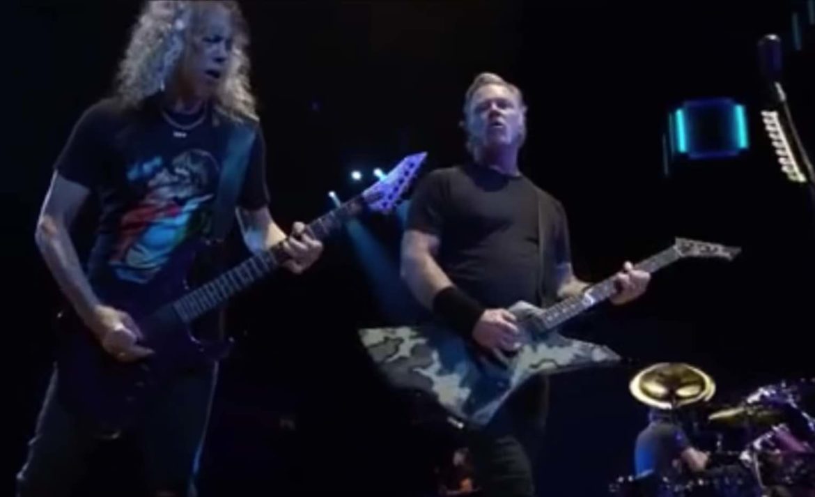 metallica-mess-up-“nothing-else-matters”-in-video