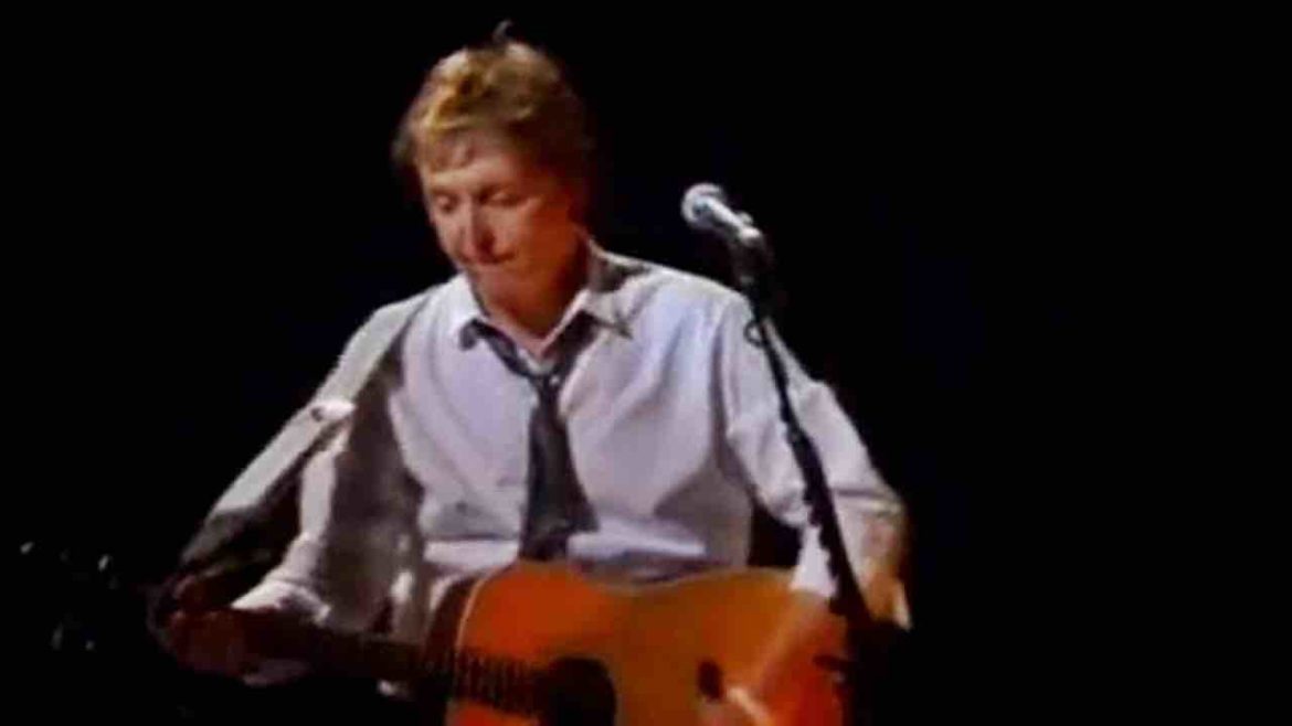 paul-mccartney-voice-sounds-weaker-in-live-video