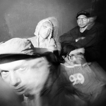 diiv-announce-10th-anniversary-reissue-of-debut-album-“oshin”