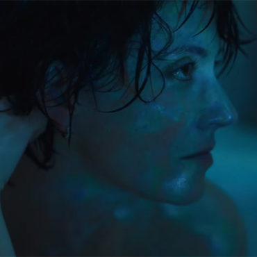 sharon-van-etten-shares-video-for-“mistakes”