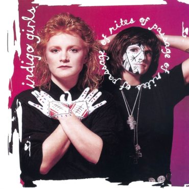 indigo-girls-released-“rites-of-passage”-30-years-ago-today