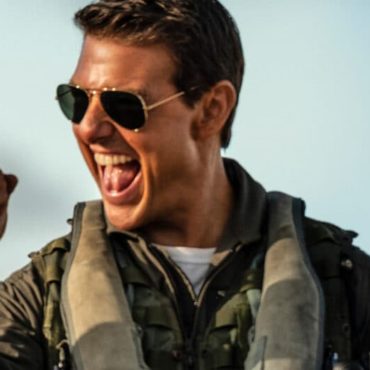 tom-cruise-fires-rock-band-from-top-gun:-maverick