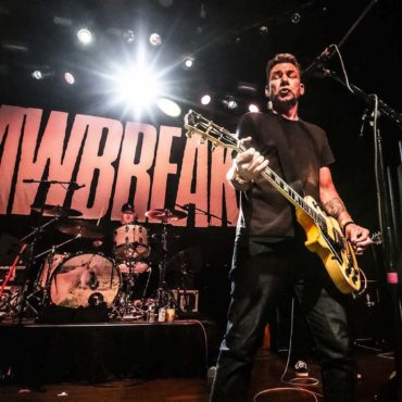 stay-young:-jawbreaker-celebrates-25-years-of-“dear-you”-in-nyc