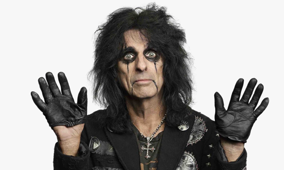 alice-cooper-‘can’t-speak’-about-johnny-depp-bombshell