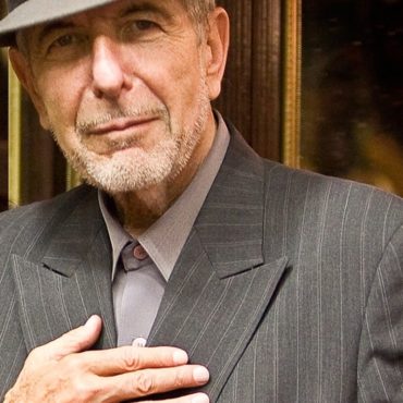 new-leonard-cohen-anthology-released:-listen