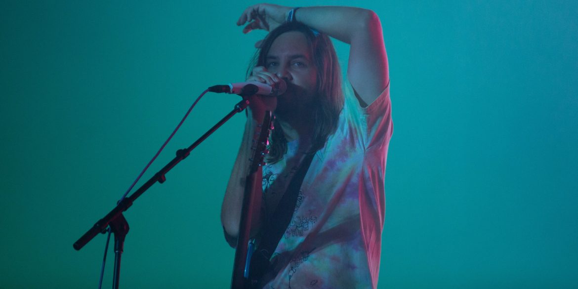 watch-tame-impala-cover-the-strokes’-“last-nite”-at-primavera-sound-2022