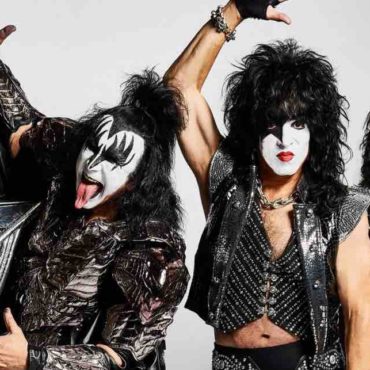 kiss-member-can’t-perform-after-world-tour