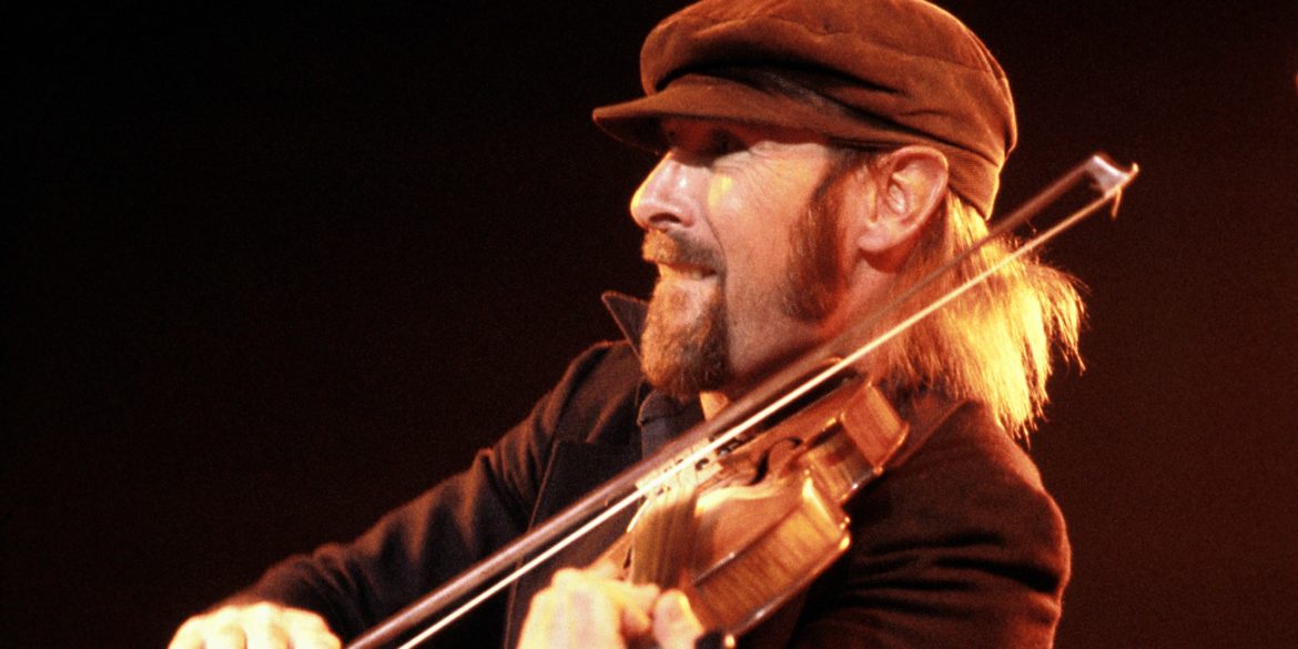 jim-seals,-half-of-soft-rock-duo-seals-and-crofts,-dies-at-80