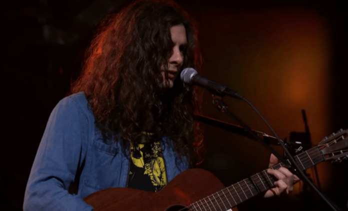 kurt-vile-performs-“mount-airy-hill”-on-“stephen-colbert,”-announces-north-american-tour