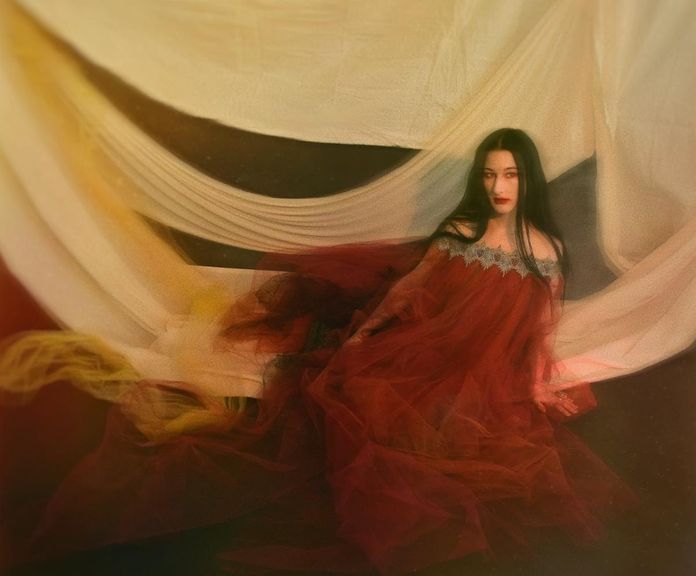 zola-jesus-shares-new-single-“into-the-wild”