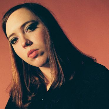 soccer-mommy-shares-new-song-“newdemo”:-listen