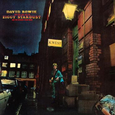 david-bowie-released-“the-rise-and-fall-of-ziggy-stardust-and-the-spiders-from-mars”-50-years-ago-today