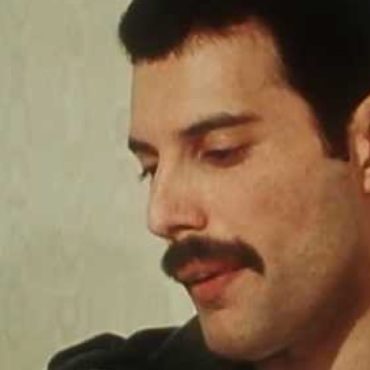 freddie-mercury-‘burning’-after-death-rumor-leaks