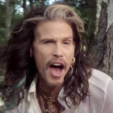 system-of-a-down-leak-painful-steven-tyler-photo