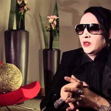 marilyn-manson-&-christian-bale-rumor-stuns-fans