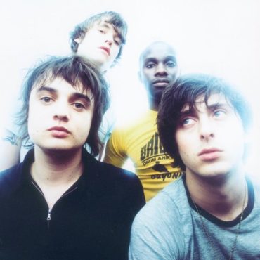 the-libertines-announce-20th-anniversary-reissue-of-“up-the-bracket”