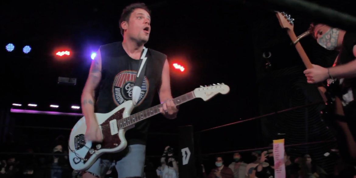 jeff-rosenstock-and-defy-wrestling-release-punk-rock-pay-per-view-for-seattle-venue-fundraiser