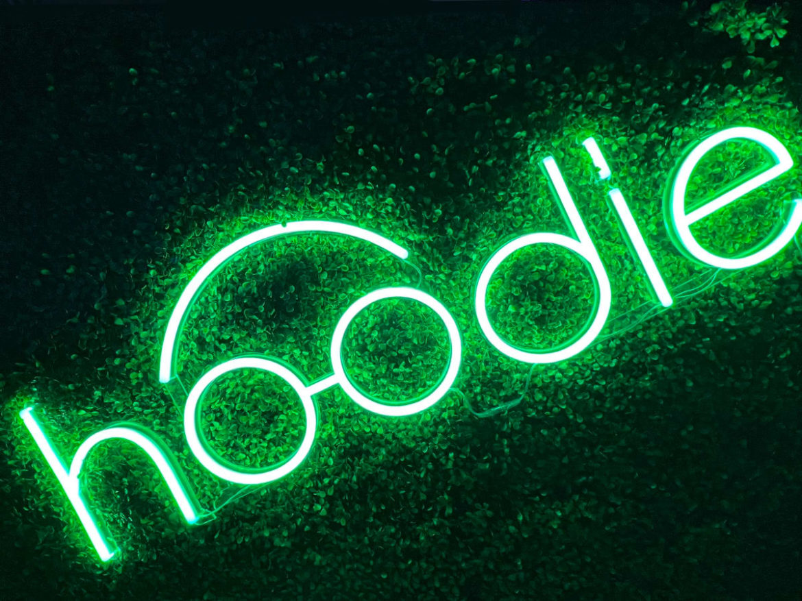 weedsday-playlist:-hoodie-analytics-shares-5-songs-for-your-next-smoke-sesh