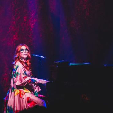 precious-thing:-tori-amos-still-has-something-to-say