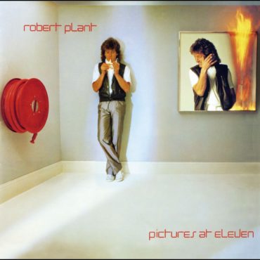 robert-plant-released-debut-solo-album-“pictures-at-eleven”-40-years-ago-today