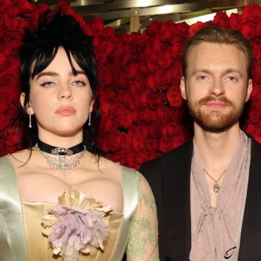 billie-eilish-and-finneas-invited-to-join-academy-of-motion-picture-arts-and-sciences