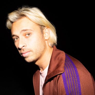 flume-enlists-mount-kimbie-and-zelooperz-for-“palaces”-remix:-listen