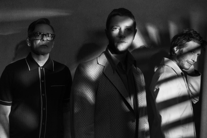 interpol-share-new-song-“gran-hotel”