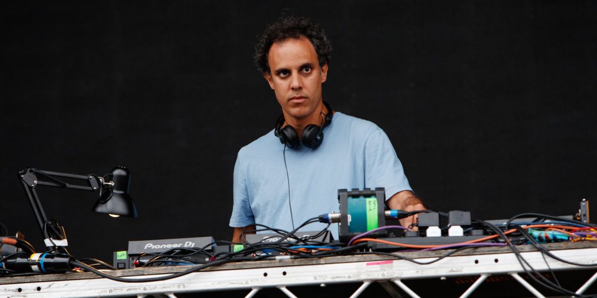 listen-to-four-tet’s-new-song-“scythe-master”