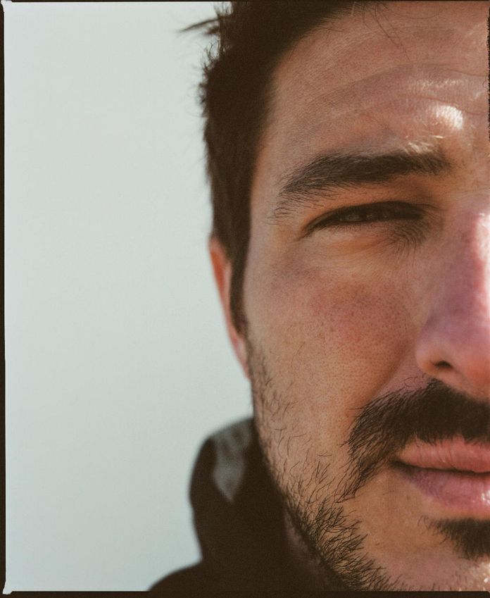 marcus-mumford-of-mumford-&-sons-announces-debut-solo-album,-shares-new-song-“cannibal”