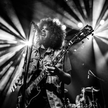 happy-birthday-andrew-stockdale-(wolfmother)