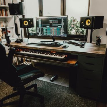 music-studio-aesthetics-and-the-art-of-making-an-impressive-space