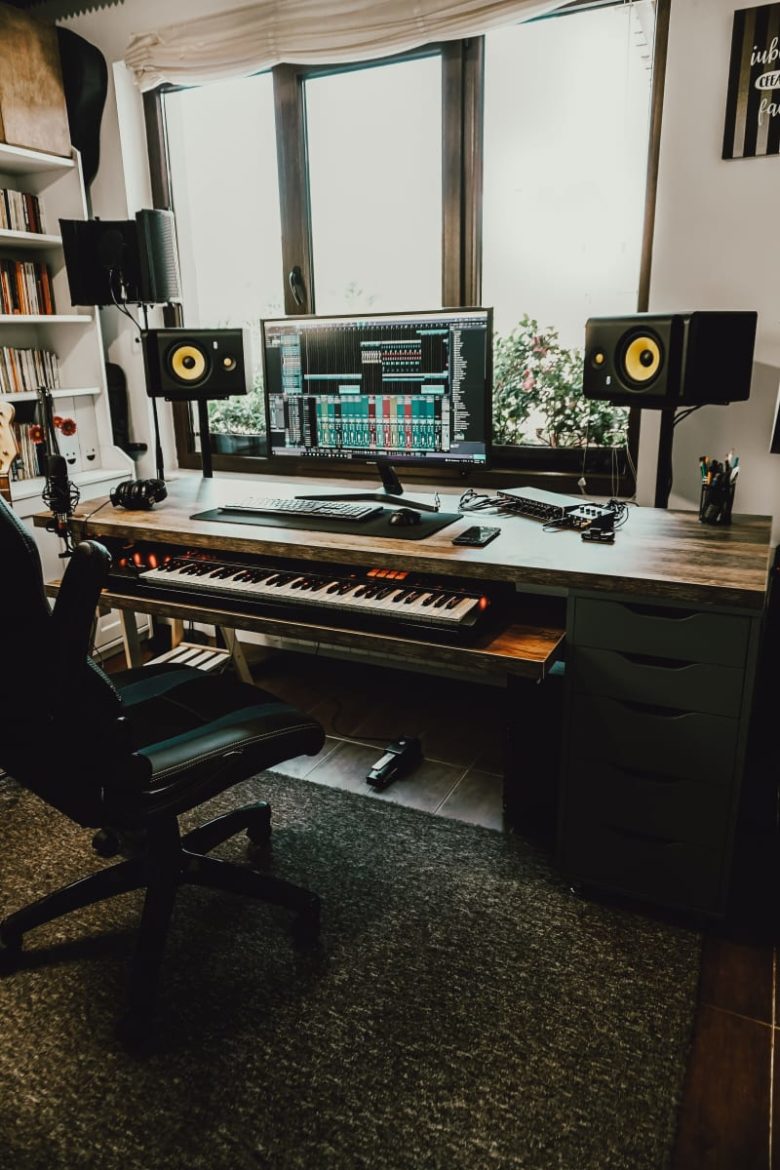 music-studio-aesthetics-and-the-art-of-making-an-impressive-space